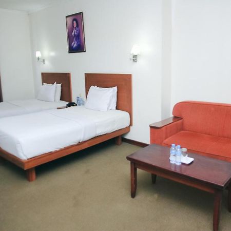 Hotel Bumi Asih Padangsidimpuan Batubelubang 外观 照片