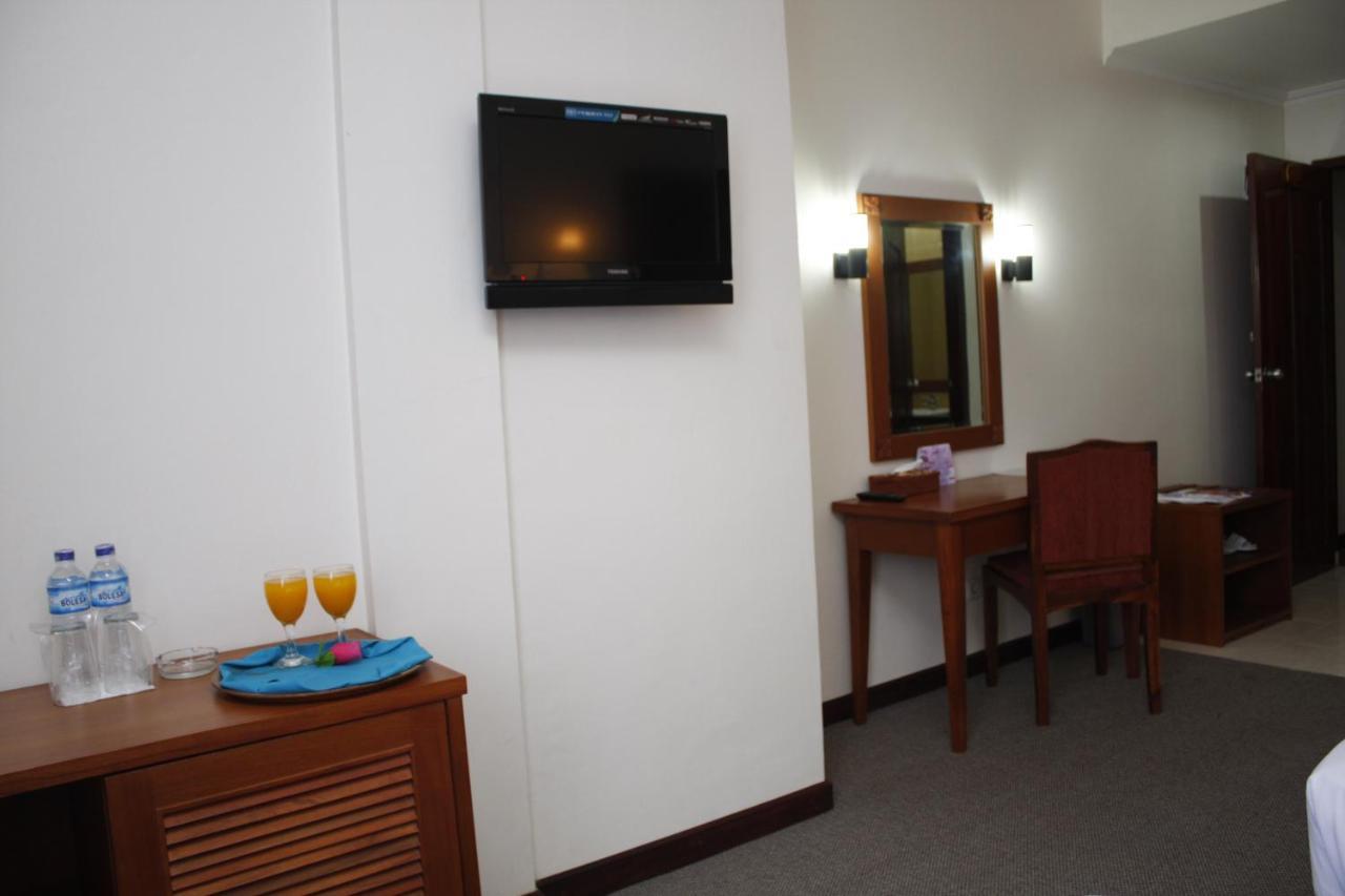 Hotel Bumi Asih Padangsidimpuan Batubelubang 外观 照片