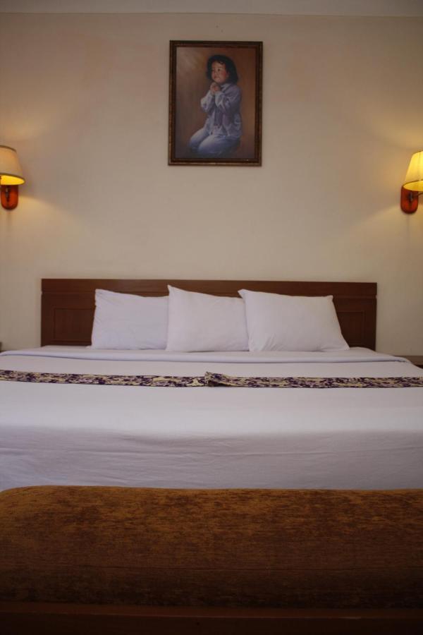 Hotel Bumi Asih Padangsidimpuan Batubelubang 外观 照片