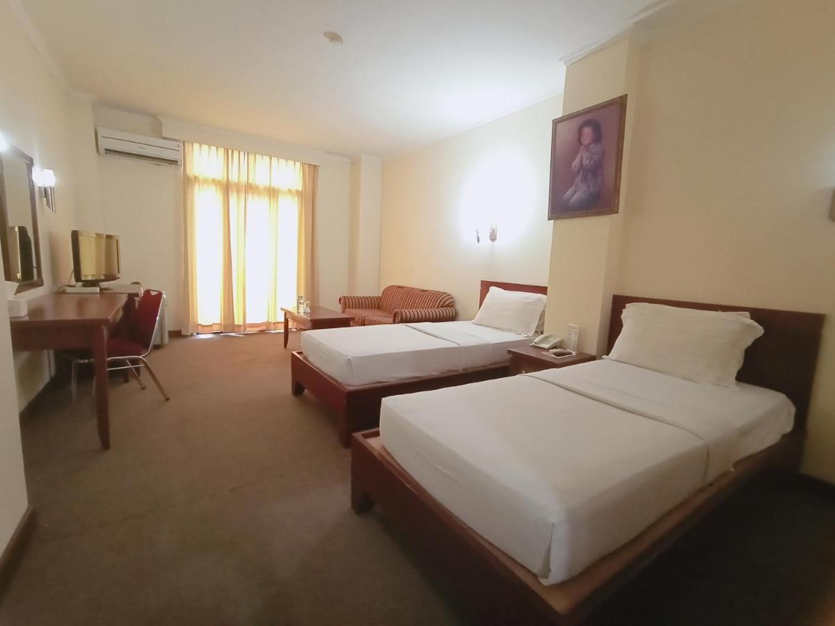 Hotel Bumi Asih Padangsidimpuan Batubelubang 外观 照片