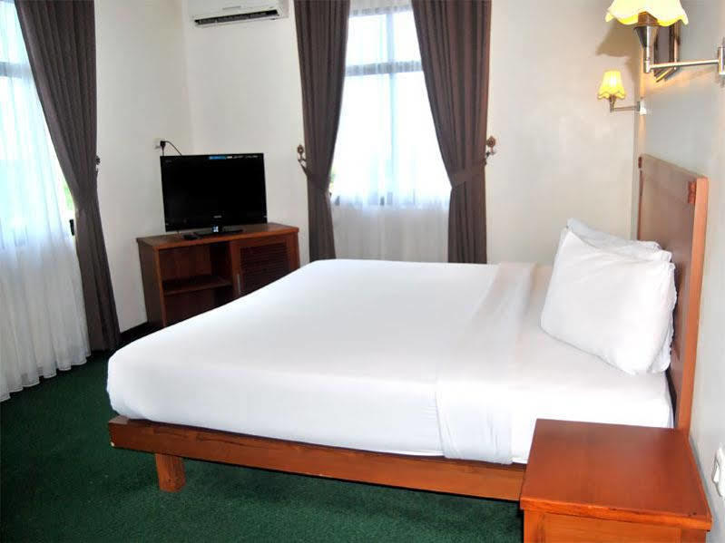 Hotel Bumi Asih Padangsidimpuan Batubelubang 外观 照片